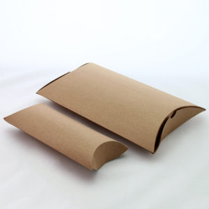 500pcs 9 7 2 5cm brown kraft Paper Pillow Box hemp rope for candy food wedding.jpg 640x640